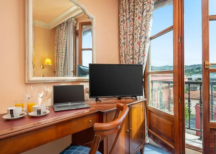 Hospedium Hotel Blu Sondika